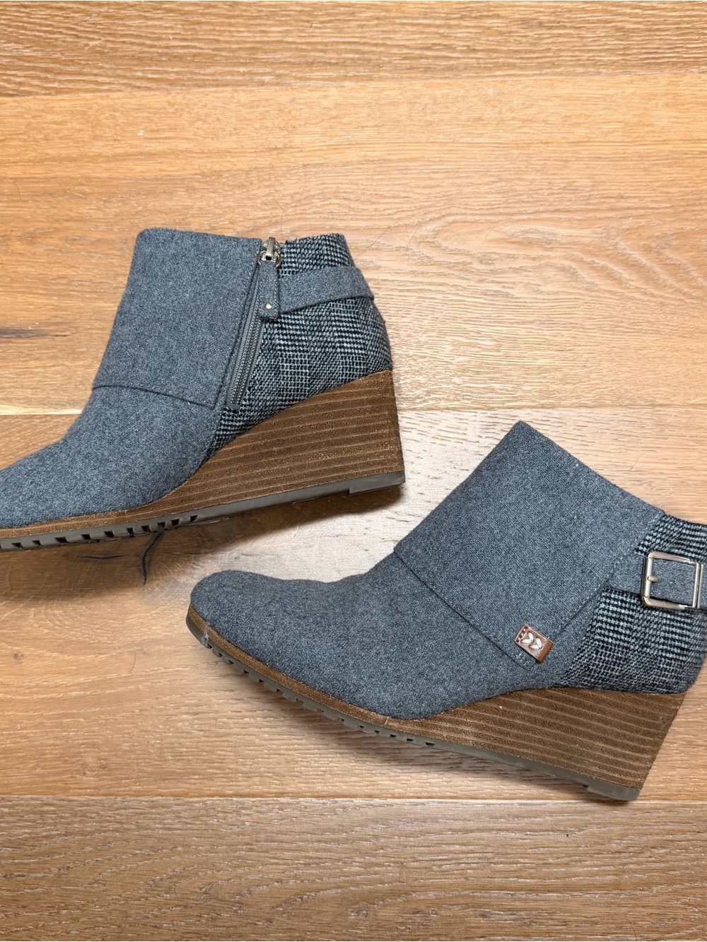 Dr. Scholl's Gray Wedge Ankle Booties with Side Zip